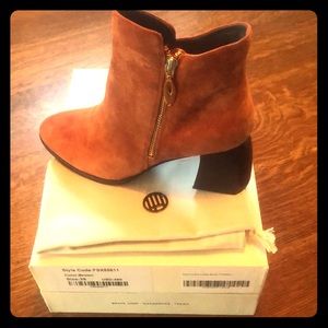 Brand new! Masoomake suede boots 39